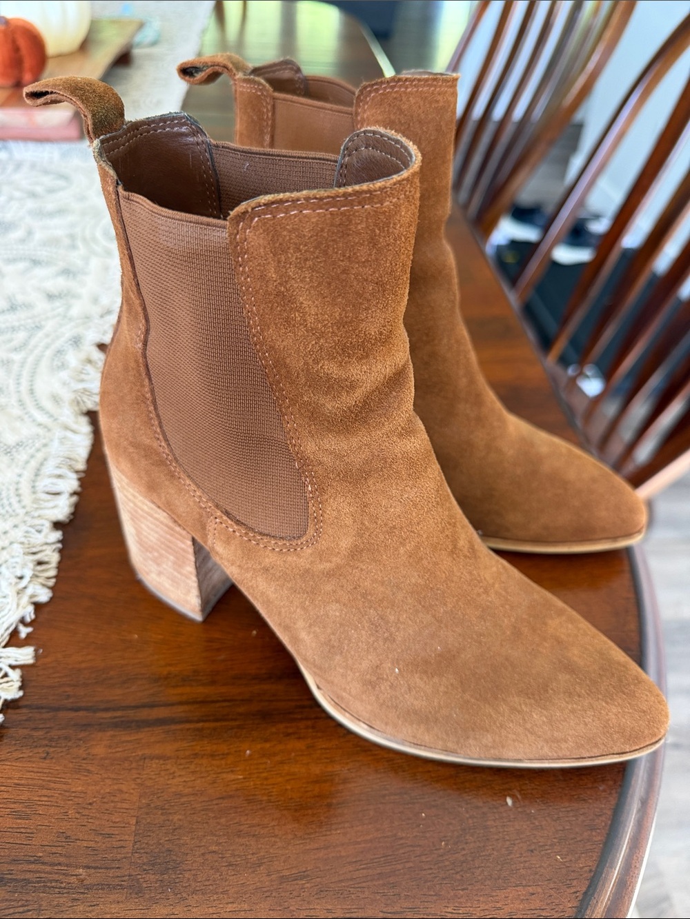 Steve Madden Tan Suede Chelsea Ankle Boots